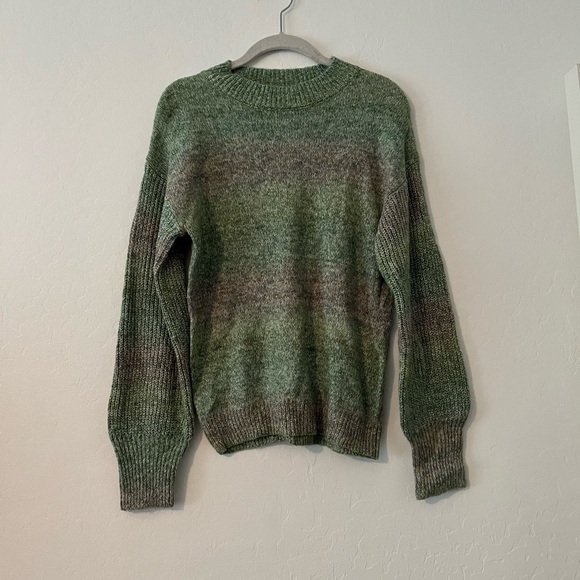 Abound Sweater - Picture 4 of 8